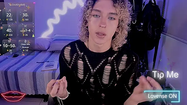 Lyric Mirage online show from March 18, 2026, 11:05 pm