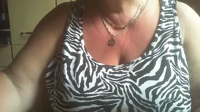 zaubermaeuschen66 online show from May 7, 2026, 8:07 am