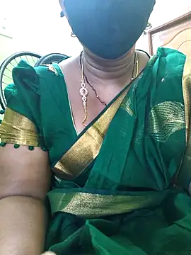 Snapshot of hot-telugu-queen chatting on November 5, 2025, 7:22 am hot-telugu-queen online show from November 5, 2025, 7:22 am