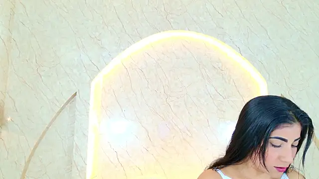 Snapshot of Antonella_Russo1 chatting on July 25, 2026, 1:28 pm Antonella Russo1 online show from July 25, 2026, 1:28 pm