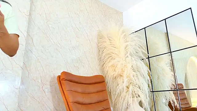 Snapshot of Antonella_Russo1 chatting on June 10, 2026, 1:23 pm Antonella Russo1 online show from June 10, 2026, 1:23 pm