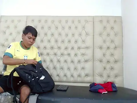 RayStewart  online show from November 15, 2025, 1:42 am