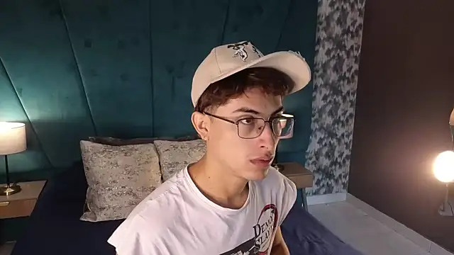 Aaron Eze online show from June 23, 2026, 12:47 pm