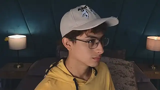 Aaron Eze online show from August 3, 2026, 12:44 pm