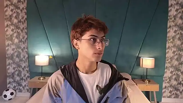 Aaron Eze online show from July 12, 2026, 12:06 pm
