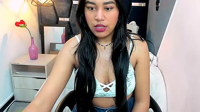 Snapshot of Rachel__Jonees chatting on October 26, 2025, 12:27 pm Rachel  Jonees online show from October 26, 2025, 12:27 pm