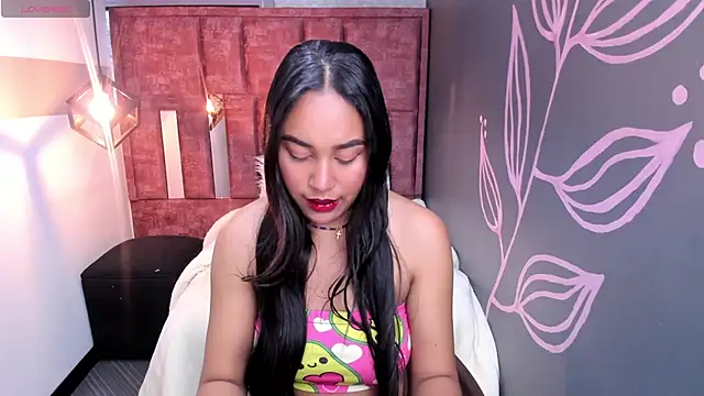 Snapshot of Rachel__Jonees chatting on October 22, 2025, 12:04 pm Rachel  Jonees online show from October 22, 2025, 12:04 pm