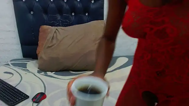 Snapshot of DaisyGirlxx chatting on November 28, 2025, 8:58 am DaisyGirlxx online show from November 28, 2025, 8:58 am