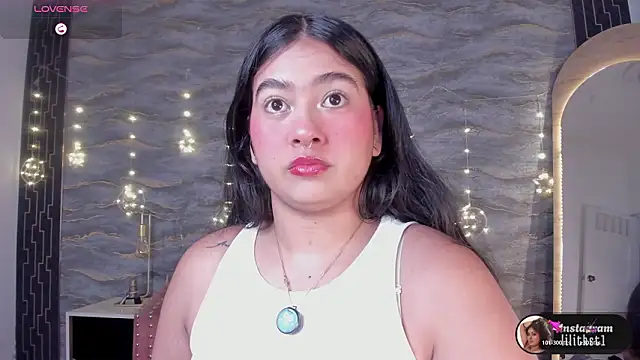 lilithst  online show from January 14, 2026, 7:50 pm