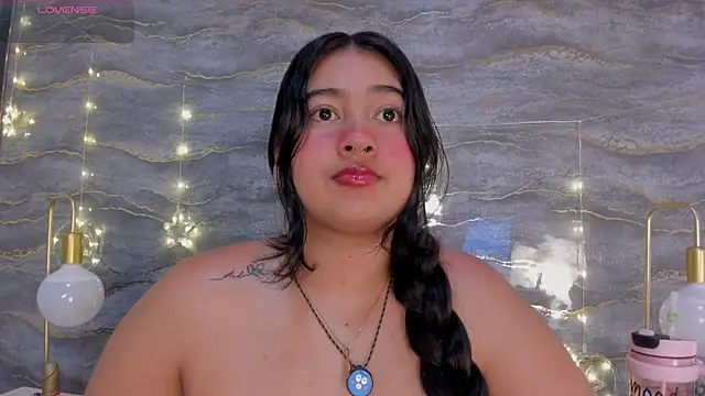 lilithst  online show from December 14, 2025, 8:36 pm