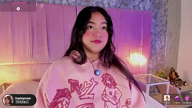 Snapshot of lilithst_ chatting on February 6, 2026, 2:18 am lilithst online show from February 6, 2026, 2:18 am