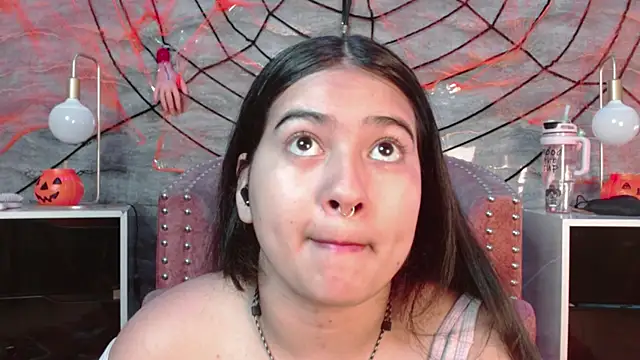 Snapshot of lilithst_ chatting on October 26, 2025, 8:42 pm lilithst online show from October 26, 2025, 8:42 pm