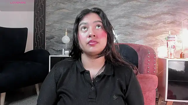 Snapshot of lilithst_ chatting on November 7, 2025, 8:35 pm lilithst online show from November 7, 2025, 8:35 pm