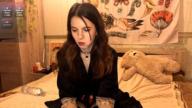 Snapshot of KiraVelora chatting on November 27, 2025, 3:23 pm KiraVelora online show from November 27, 2025, 3:23 pm