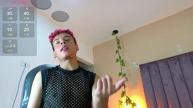 Xavier Fox    online show from February 9, 2026, 8:51 pm