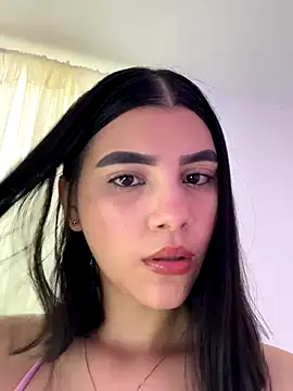 Snapshot of Julietalcl chatting on November 22, 2025, 9:57 pm Julietalcl online show from November 22, 2025, 9:57 pm