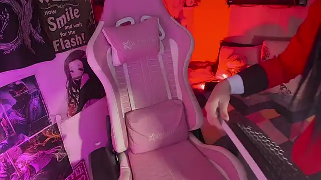 AuroraChannn online show from January 9, 2026, 11:44 pm