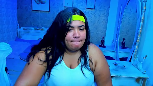 Sara clk online show from February 13, 2026, 7:03 pm