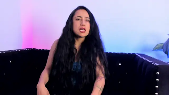 Snapshot of Samanta_Fischer chatting on November 27, 2025, 10:27 am Samanta Fischer online show from November 27, 2025, 10:27 am