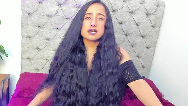 Snapshot of Samanta_Fischer chatting on November 10, 2025, 2:00 pm Samanta Fischer online show from November 10, 2025, 2:00 pm