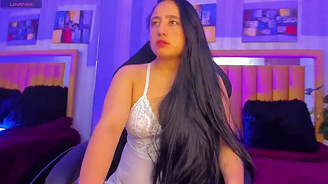 Samanta Fischer online show from February 3, 2026, 11:59 am