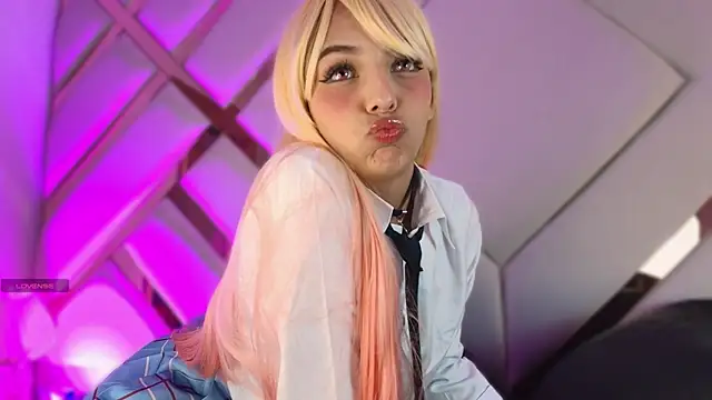 michelle cutee  online show from June 21, 2026, 8:14 pm