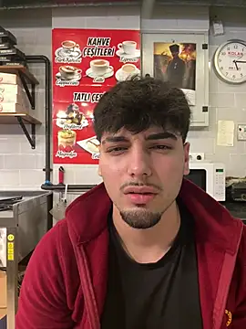 emir343475 online show from March 28, 2026, 2:18 pm