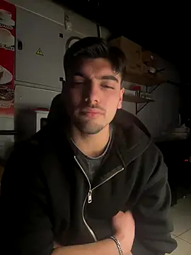 emir343475 online show from November 14, 2025, 9:18 pm