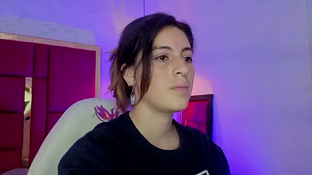 Snapshot of moon_winy chatting on February 17, 2026, 11:40 am moon winy online show from February 17, 2026, 11:40 am