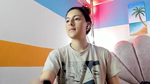 Snapshot of moon_winy chatting on October 25, 2025, 11:42 am moon winy online show from October 25, 2025, 11:42 am