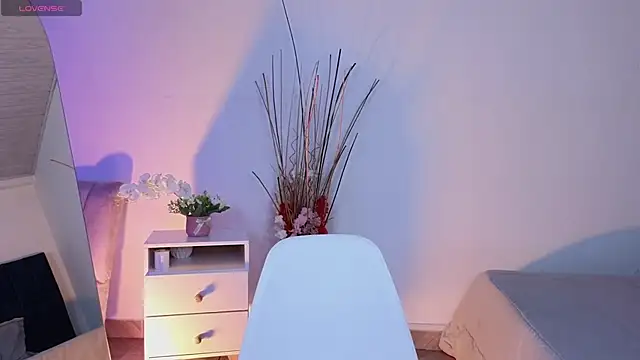 Snapshot of RubieBlaze chatting on October 30, 2025, 8:28 pm RubieBlaze online show from October 30, 2025, 8:28 pm