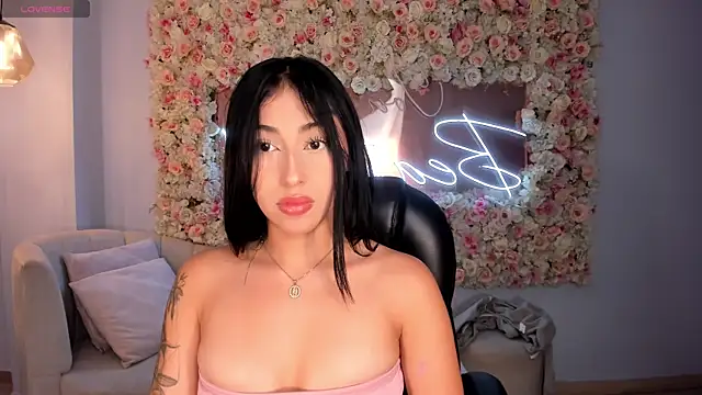 Snapshot of CelesteMoonX chatting on May 15, 2026, 2:31 am CelesteMoonX online show from May 15, 2026, 2:31 am