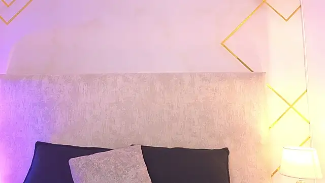 Martinaa Garcia online show from May 4, 2026, 8:33 pm