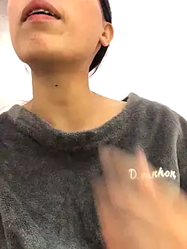 Snapshot of Lily-2k chatting on November 29, 2025, 6:24 am Lily-2k online show from November 29, 2025, 6:24 am