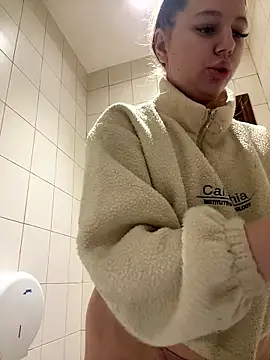 Anna Lov  online show from January 17, 2026, 12:37 am