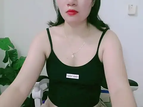 Snapshot of Tinamy chatting on October 16, 2025, 4:43 am Tinamy online show from October 16, 2025, 4:43 am