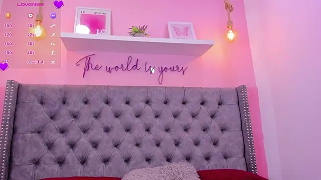 Sophiia 77 online show from March 2, 2026, 8:27 pm