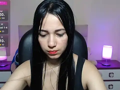 Snapshot of gabyy_cute_ chatting on October 27, 2025, 11:00 am gabyy cute  online show from October 27, 2025, 11:00 am