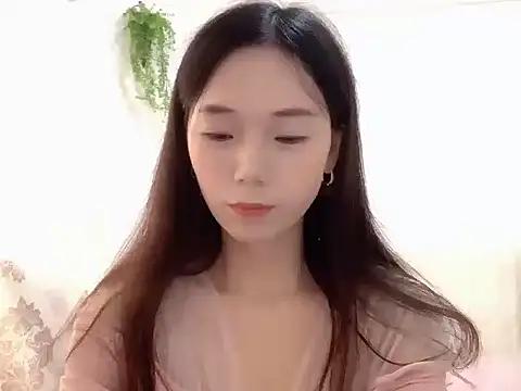 Snapshot of Keke-Baby170 chatting on October 27, 2025, 6:47 am Keke-Baby170 online show from October 27, 2025, 6:47 am