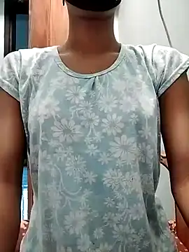 Snapshot of Ratri-Biswas chatting on April 22, 2026, 12:50 am Ratri-Biswas online show from April 22, 2026, 12:50 am