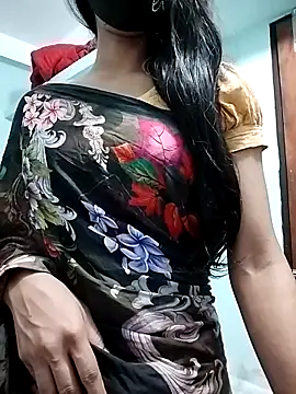 Snapshot of Ratri-Biswas chatting on April 10, 2026, 4:36 pm Ratri-Biswas online show from April 10, 2026, 4:36 pm