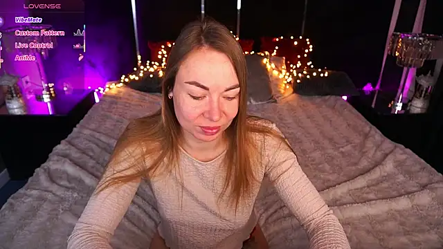 Snapshot of VixenMuse chatting on March 11, 2026, 9:31 pm VixenMuse online show from March 11, 2026, 9:31 pm