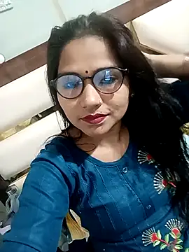 Snapshot of Vanshika1432 chatting on October 24, 2025, 4:55 am Vanshika1432 online show from October 24, 2025, 4:55 am