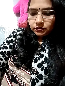 Snapshot of Vanshika1432 chatting on November 30, 2025, 1:01 pm Vanshika1432 online show from November 30, 2025, 1:01 pm