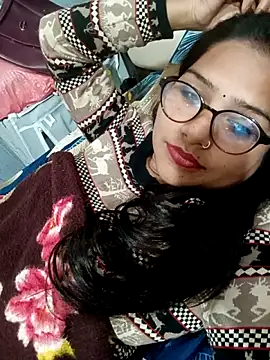 Snapshot of Vanshika1432 chatting on November 18, 2025, 7:28 pm Vanshika1432 online show from November 18, 2025, 7:28 pm