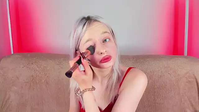 Snapshot of AlessaKiss chatting on June 23, 2026, 1:25 am AlessaKiss online show from June 23, 2026, 1:25 am