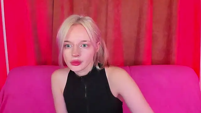 Snapshot of AlessaKiss chatting on May 9, 2026, 1:53 am AlessaKiss online show from May 9, 2026, 1:53 am