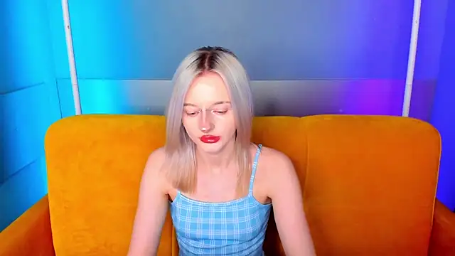 Snapshot of AlessaKiss chatting on March 11, 2026, 9:03 am AlessaKiss online show from March 11, 2026, 9:03 am