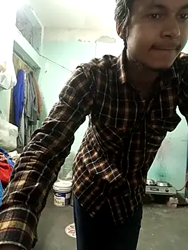 Snapshot of maxmishra18 chatting on December 3, 2025, 4:13 am maxmishra18 online show from December 3, 2025, 4:13 am