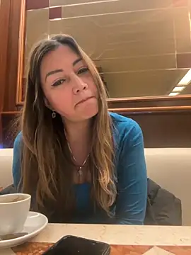 gabriellacali online show from November 27, 2025, 7:58 pm